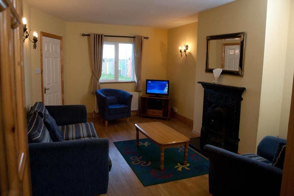 Ceol Na Mara Holiday Homes - Cois Tra & Cor Na Dtonn Енискроун Стая снимка